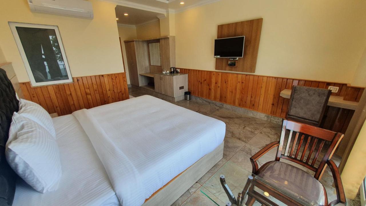 Nomadic Inn Dharamshala Exterior photo